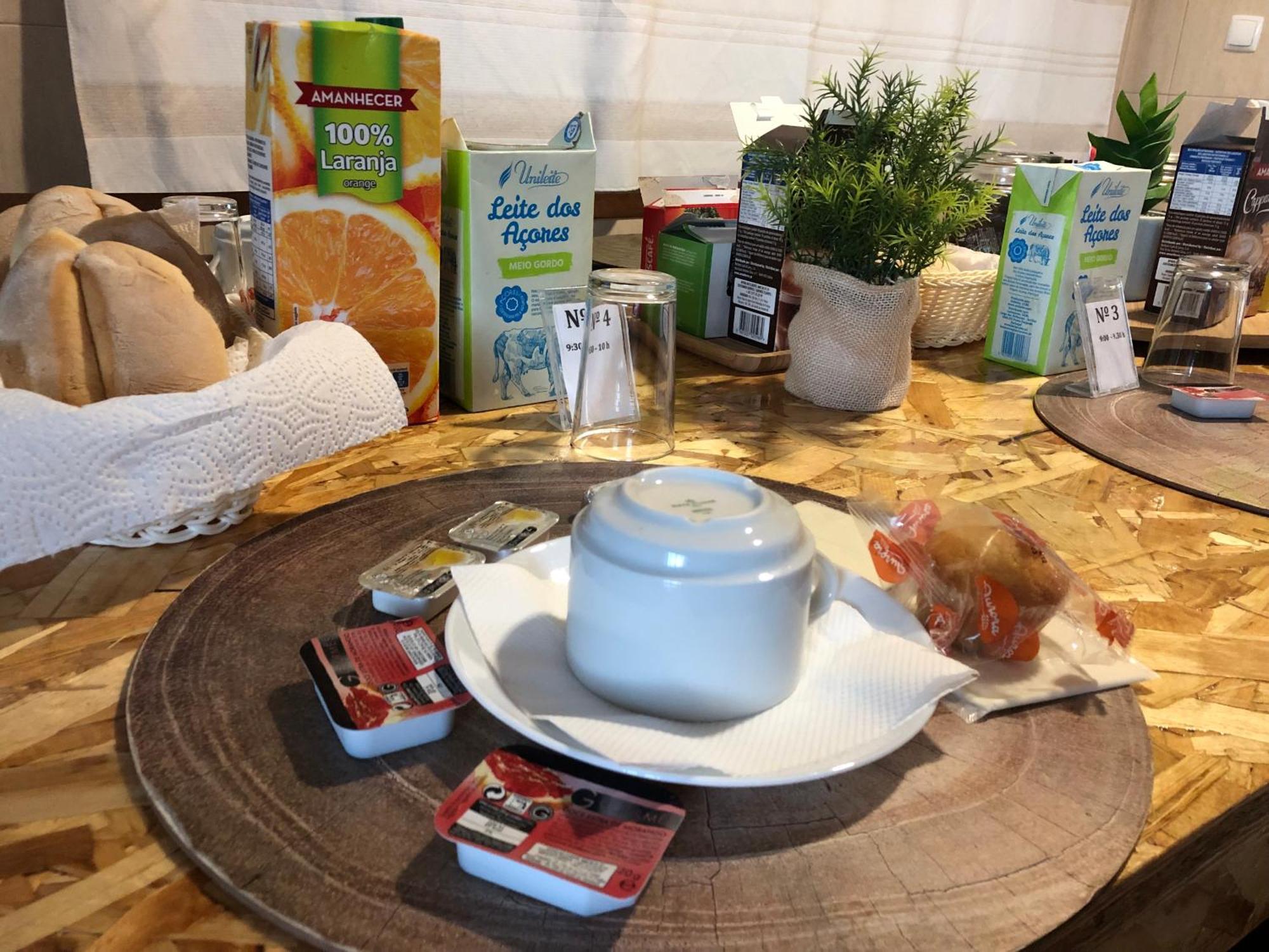 Azores Garden House - Private Suites & Apartments - Automatic Self Check-In 蓬塔德尔加达 外观 照片
