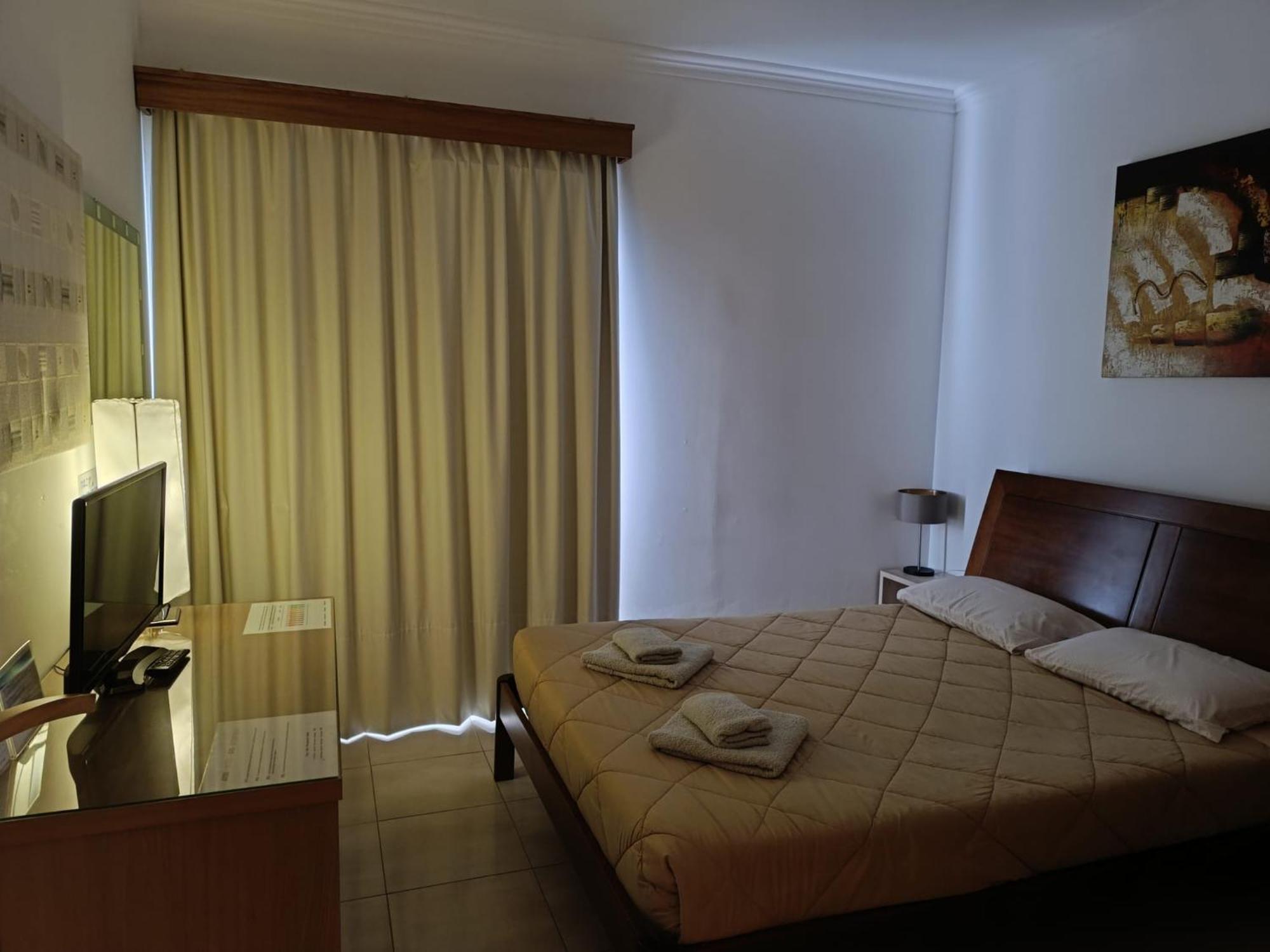 Azores Garden House - Private Suites & Apartments - Automatic Self Check-In 蓬塔德尔加达 外观 照片