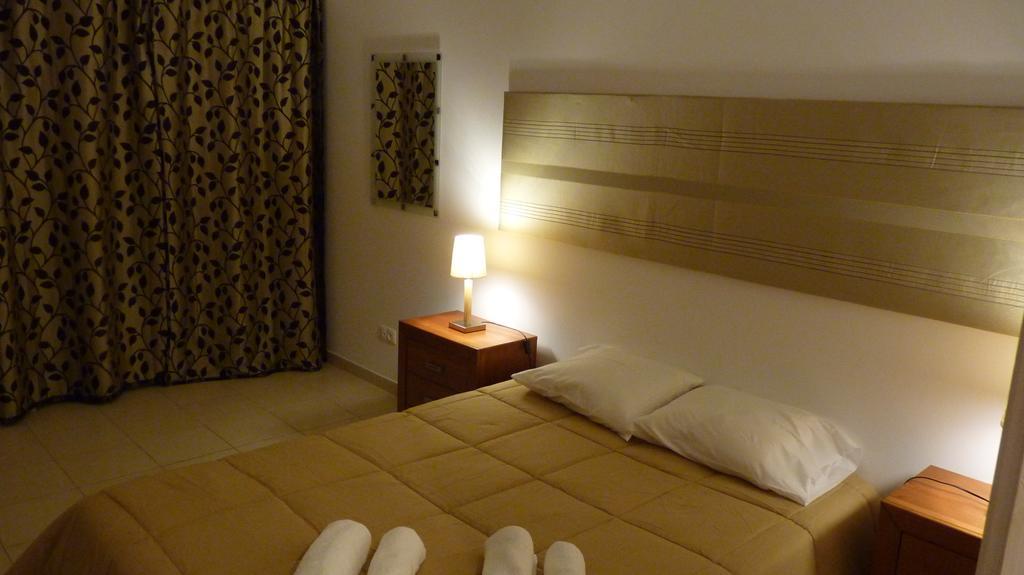 Azores Garden House - Private Suites & Apartments - Automatic Self Check-In 蓬塔德尔加达 外观 照片
