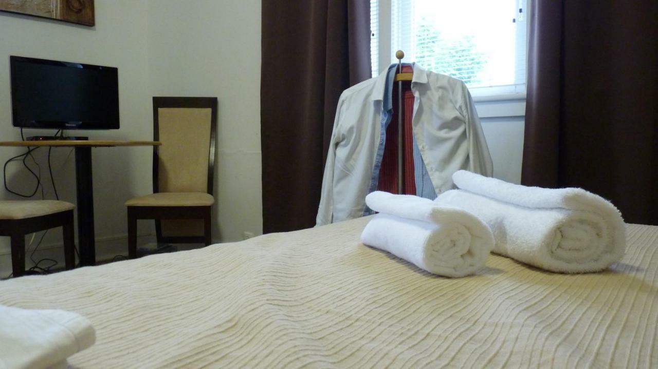 Azores Garden House - Private Suites & Apartments - Automatic Self Check-In 蓬塔德尔加达 外观 照片